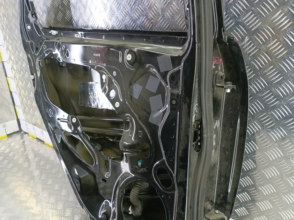 дверь FORD Focus 2.0 AMT (160 л.с.)Focus  III рестайлинг (2014—2019) Седан DM5Z5824631C, 19380 рублей, Москва