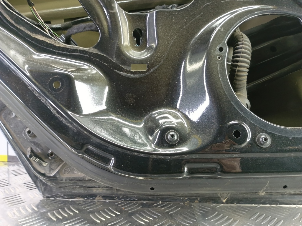 дверь FORD Focus 2.0 AMT (160 л.с.)Focus  III рестайлинг (2014—2019) Седан DM5Z5824631C, 19380 рублей, Москва