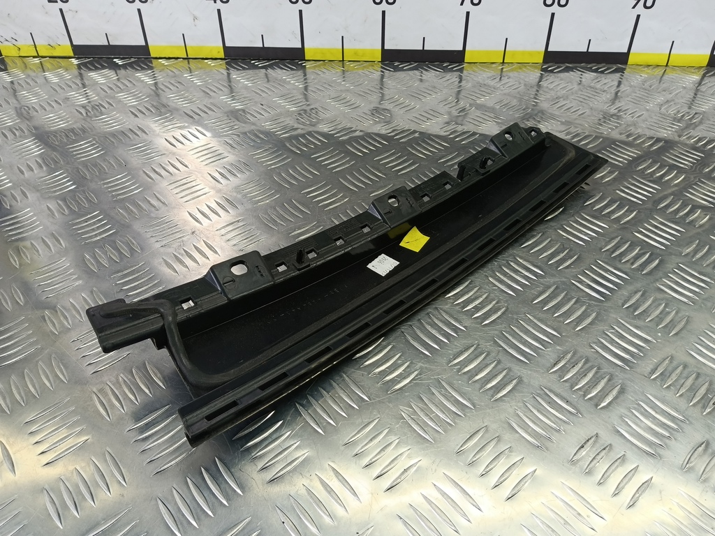 накладка двери FORD Focus 2.0 AMT (160 л.с.)Focus  III рестайлинг (2014—2019) Седан CP9Z58255A35A, 750 рублей, Москва