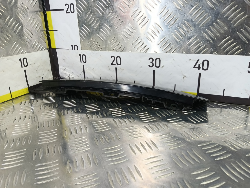 накладка двери FORD Focus 2.0 AMT (160 л.с.)Focus  III рестайлинг (2014—2019) Седан CP9Z58255A35A, 750 рублей, Москва