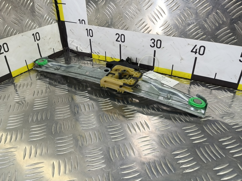 стеклоподъемник FORD Focus 2.0 AMT (160 л.с.)Focus  III рестайлинг (2014—2019) Седан CM5Z5827001A, 750 рублей, Москва