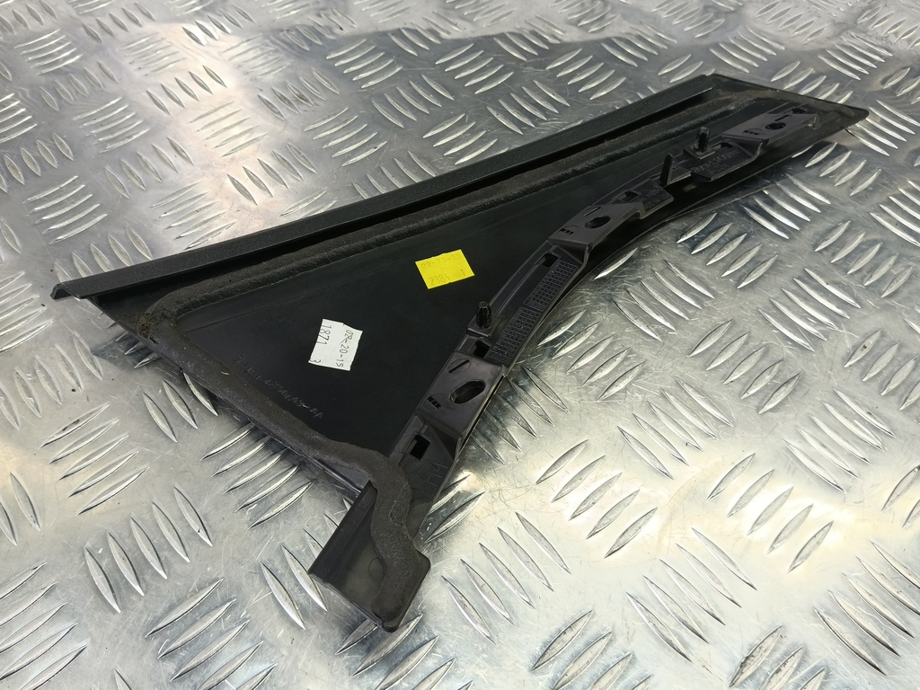 накладка двери FORD Focus 2.0 AMT (160 л.с.)Focus  III рестайлинг (2014—2019) Седан CP9Z58255A35B, 980 рублей, Москва