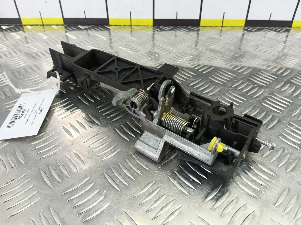 ответная часть ручки двери FORD EXPLORER 3.5 4WD AT (290 л.с.)Explorer  V рестайлинг (2015—2018) Внедорожник BB5Z7826685A, 750 рублей, Москва