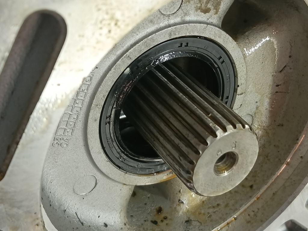 акпп Kia SORENTO  450004C050, 34900 рублей, Москва