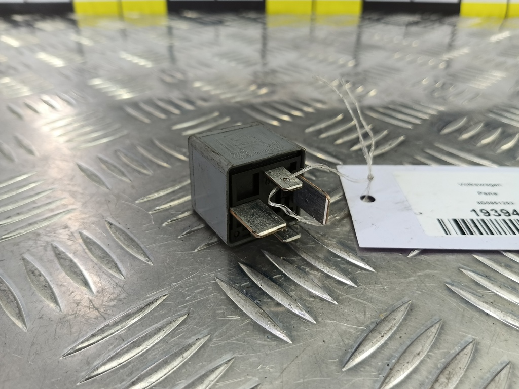 реле Volkswagen   8D0951253, 520 рублей, Москва