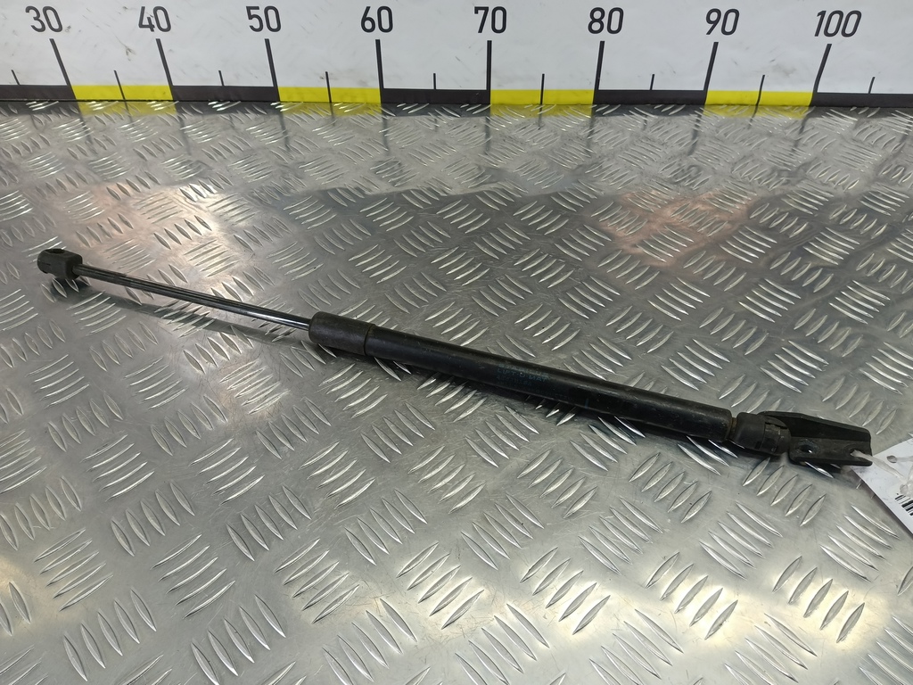 амортизатор крышки багажника MITSUBISHI OUTLANDER  MR991807, 750 рублей, Москва