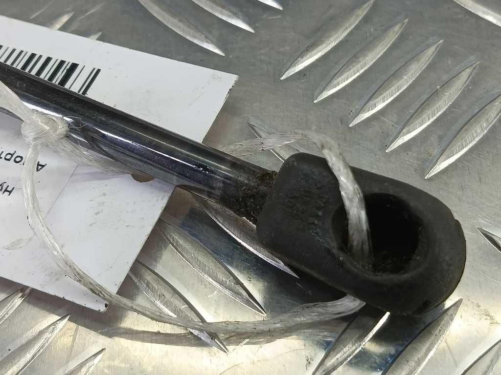 амортизатор крышки багажника Hyundai SANTA FE  8177126011, 860 рублей, Москва