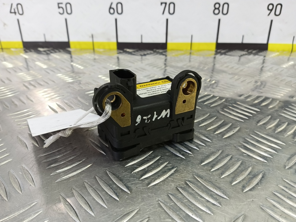 датчик ускорения LAND ROVER FREELANDER  LR001055, 630 рублей, Москва