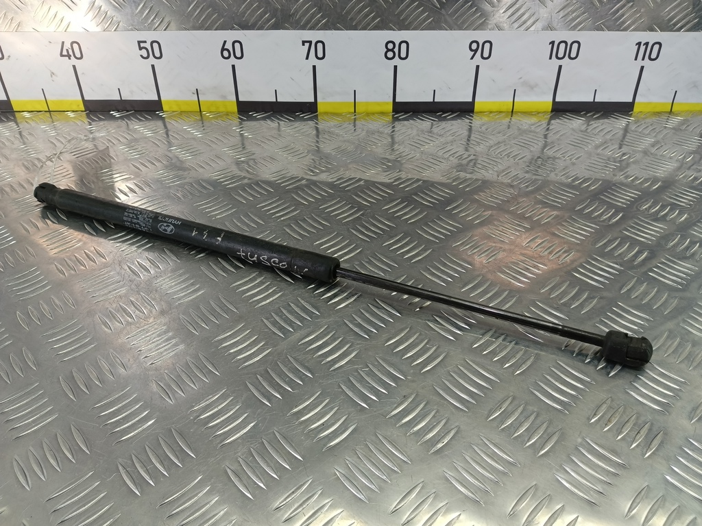 амортизатор крышки багажника Hyundai TUCSON  817712E000, 520 рублей, Москва