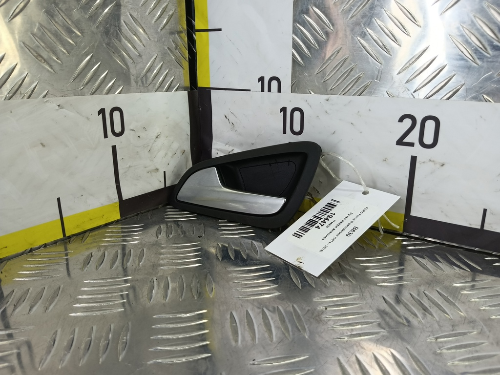 ручка двери внутренняя FORD Focus 2.0 AMT (160 л.с.)Focus  III рестайлинг (2014—2019) Седан 1746826, 630 рублей, Москва