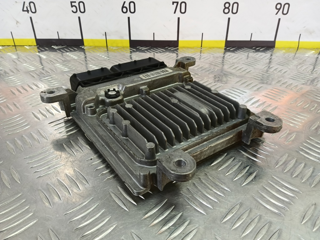 блок управления двигателем MERCEDES-BENZ E-класс E 220d 2.1 5G-Tronic (170 л.с.)E-класс  W212/S212/C207/A207 (2009—2013) Седан A6519005301, 5350 рублей, Москва