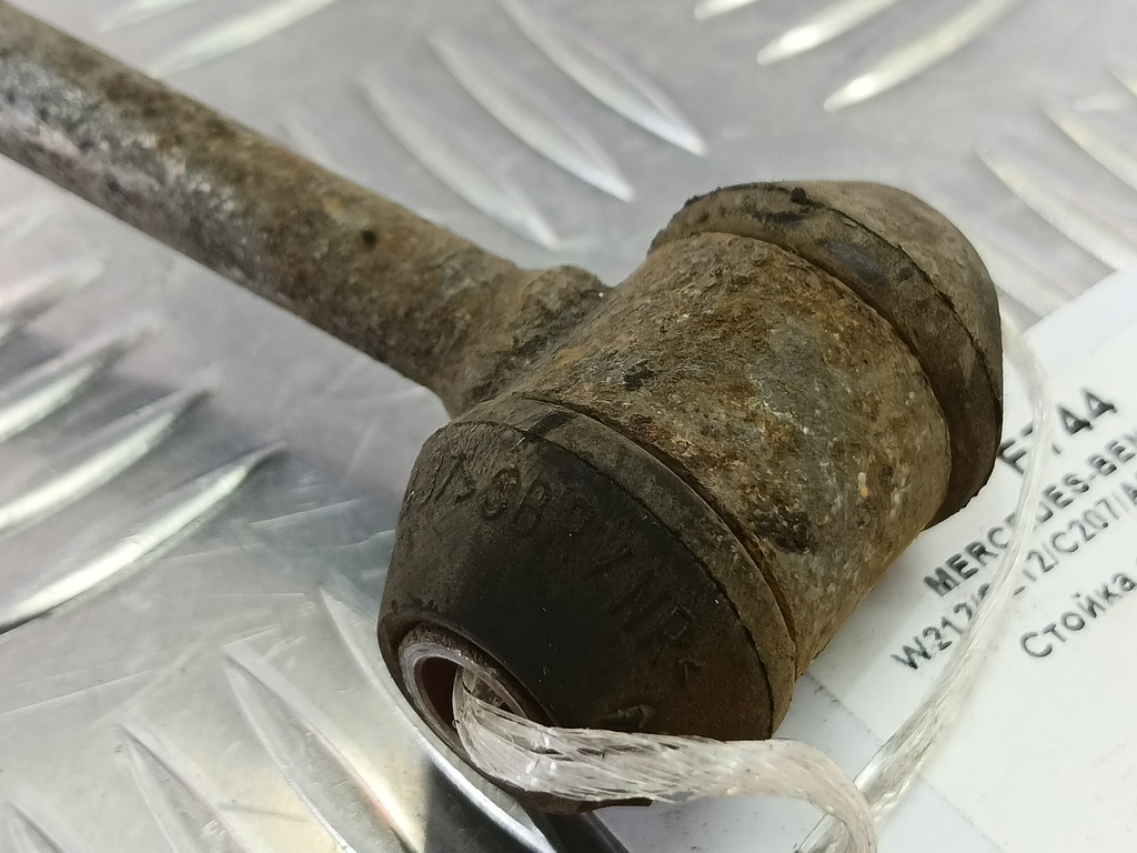 стойка стабилизатора MERCEDES-BENZ E-класс E 220d 2.1 5G-Tronic (170 л.с.)E-класс  W212/S212/C207/A207 (2009—2013) Седан A2043200489, 630 рублей, Москва