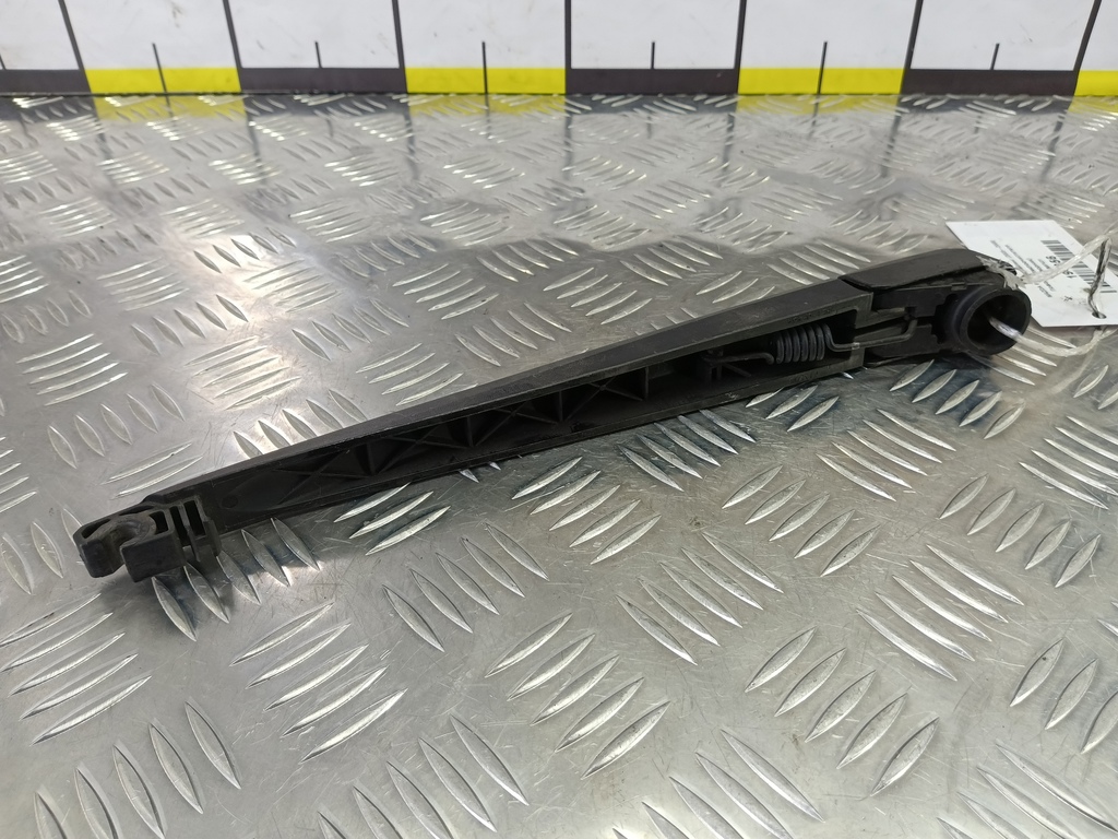 поводок стеклоочистителя (дворник) MAZDA 6  G21B67421, 750 рублей, Москва