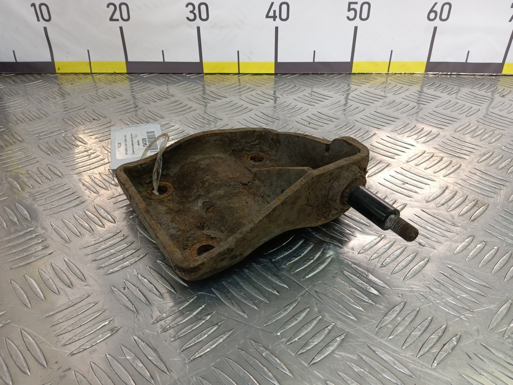 пружинно-зажимная пластина MITSUBISHI L200  2.5 DI-D MT (136 л.с.)L200  IV (2006—2014) Пикап MR992589, 2700 рублей, Москва