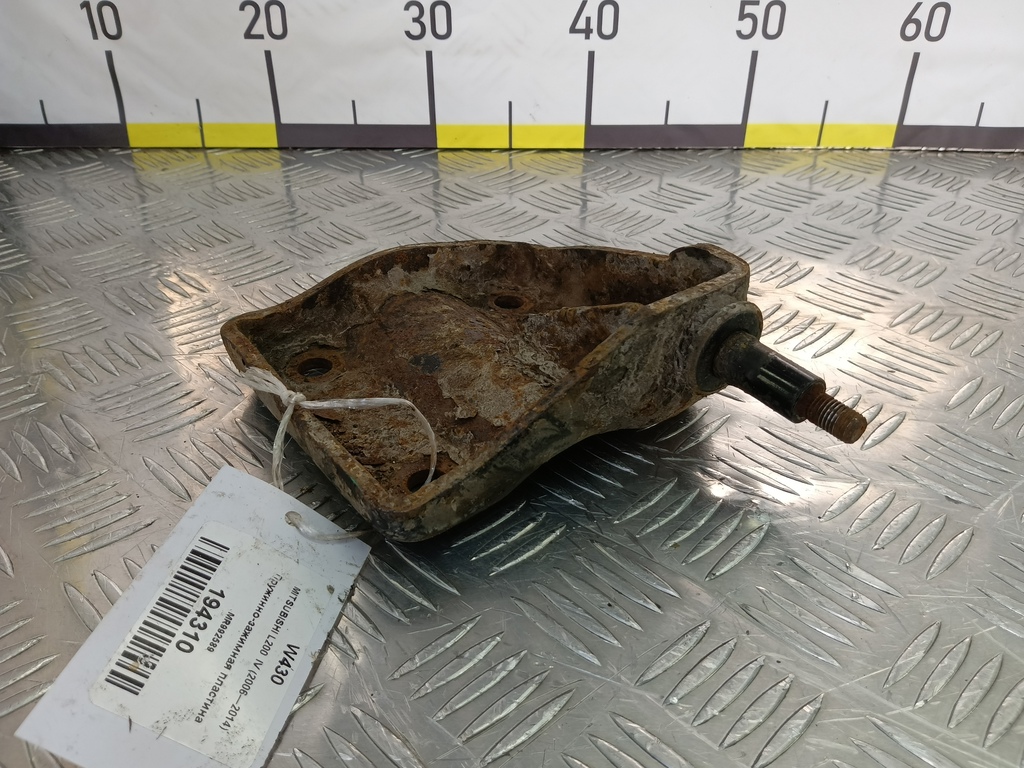 пружинно-зажимная пластина MITSUBISHI L200  2.5 DI-D MT (136 л.с.)L200  IV (2006—2014) Пикап MR992589, 2700 рублей, Москва