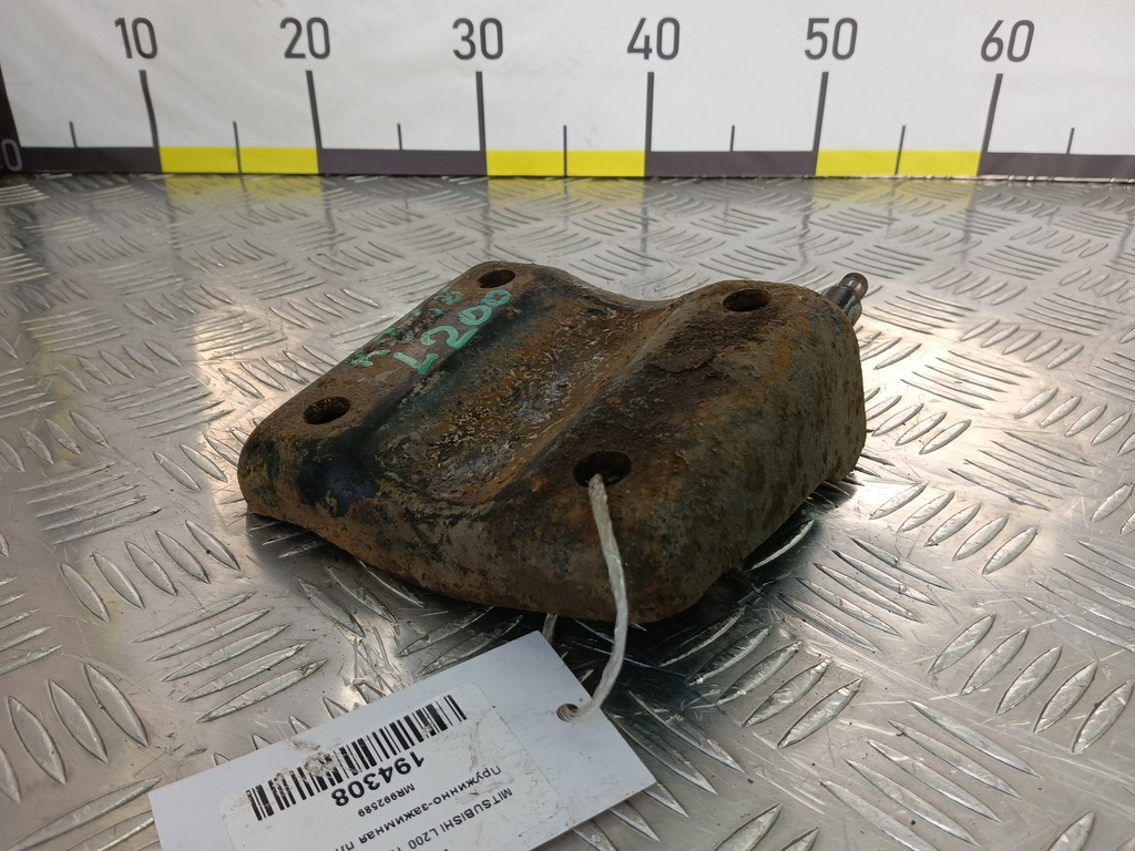 пружинно-зажимная пластина MITSUBISHI L200  2.5 DI-D MT (136 л.с.)L200  IV (2006—2014) Пикап MR992589, 2700 рублей, Москва