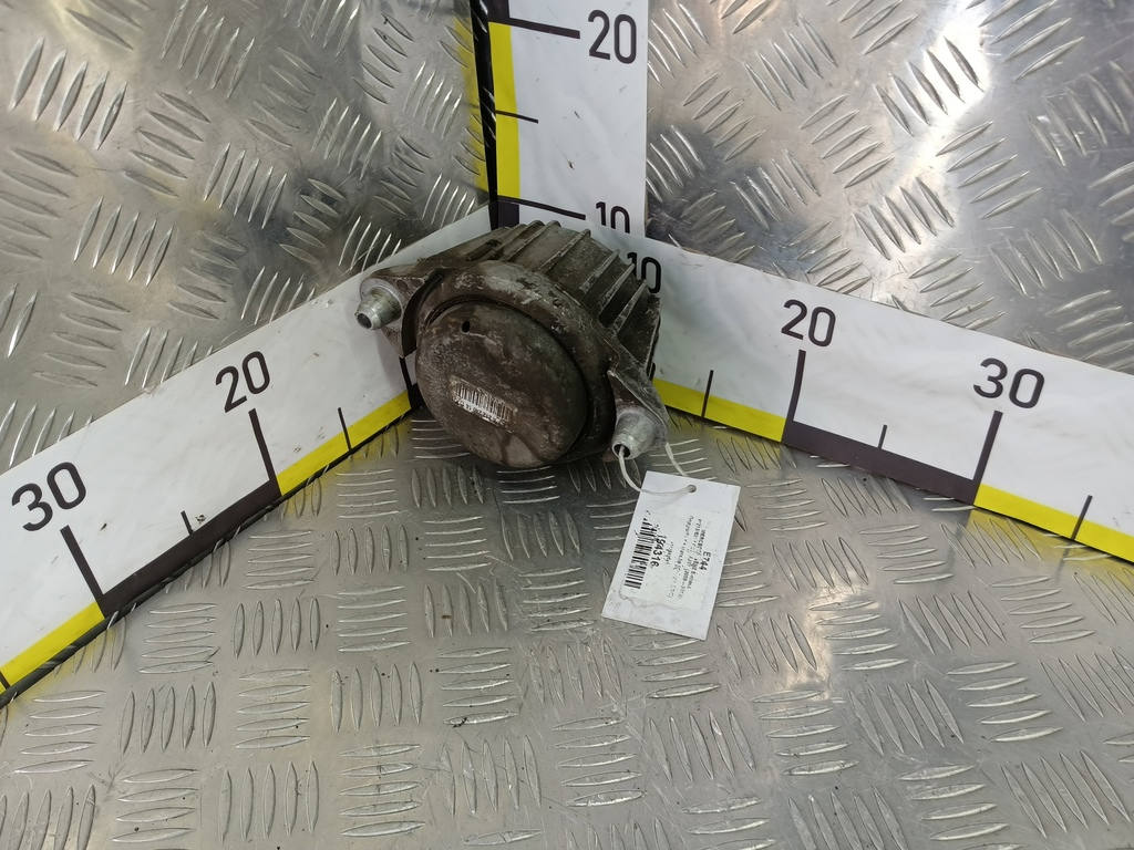 подушка двигателя (опора двс) MERCEDES-BENZ E-класс E 220d 2.1 5G-Tronic (170 л.с.)E-класс  W212/S212/C207/A207 (2009—2013) Седан A2122401417, 1210 рублей, Москва