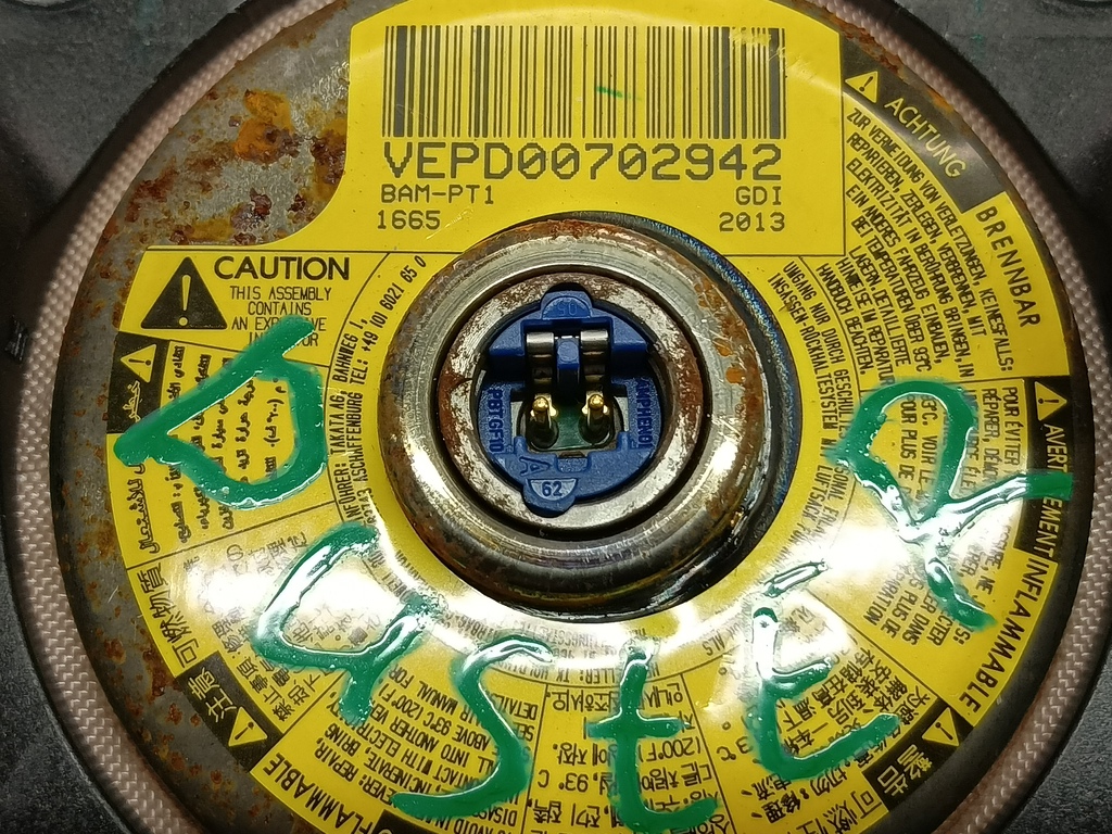 подушка безопасности водителя Renault Duster  985107995R, 1550 рублей, Москва