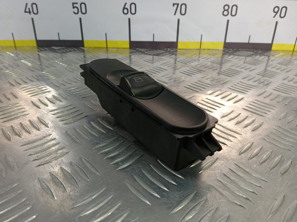 кнопка стеклоподъемника MERCEDES-BENZ Vito  A6395450613, 860 рублей, Москва