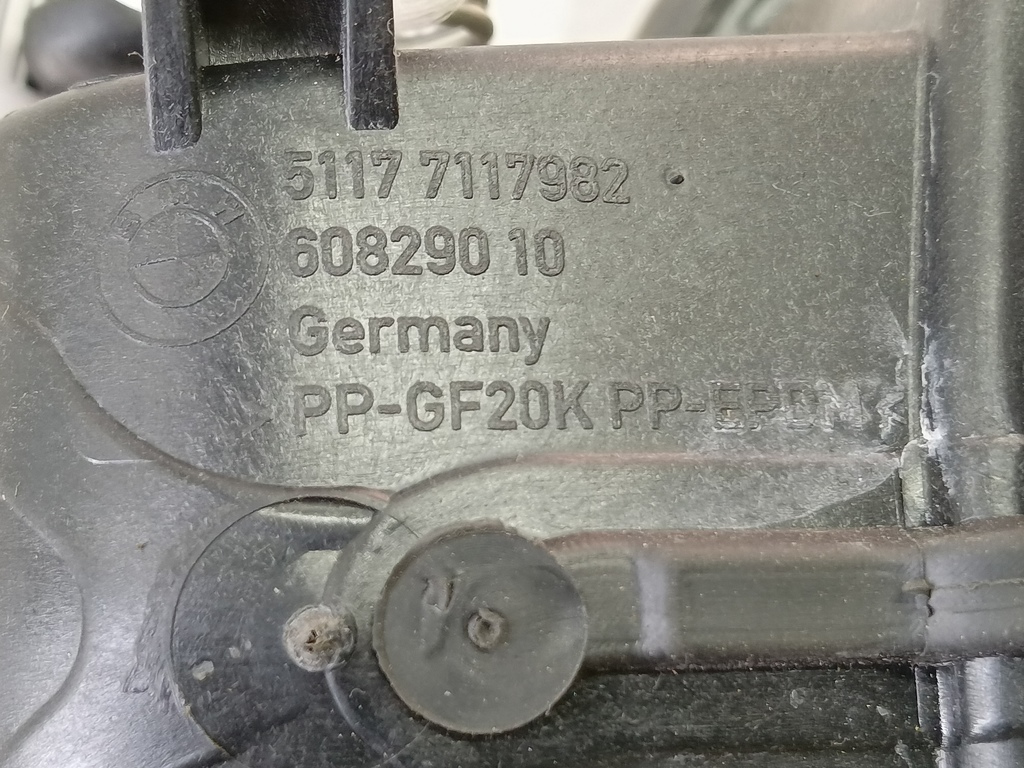 лючок бензобака BMW   51177117982, 2130 рублей, Москва