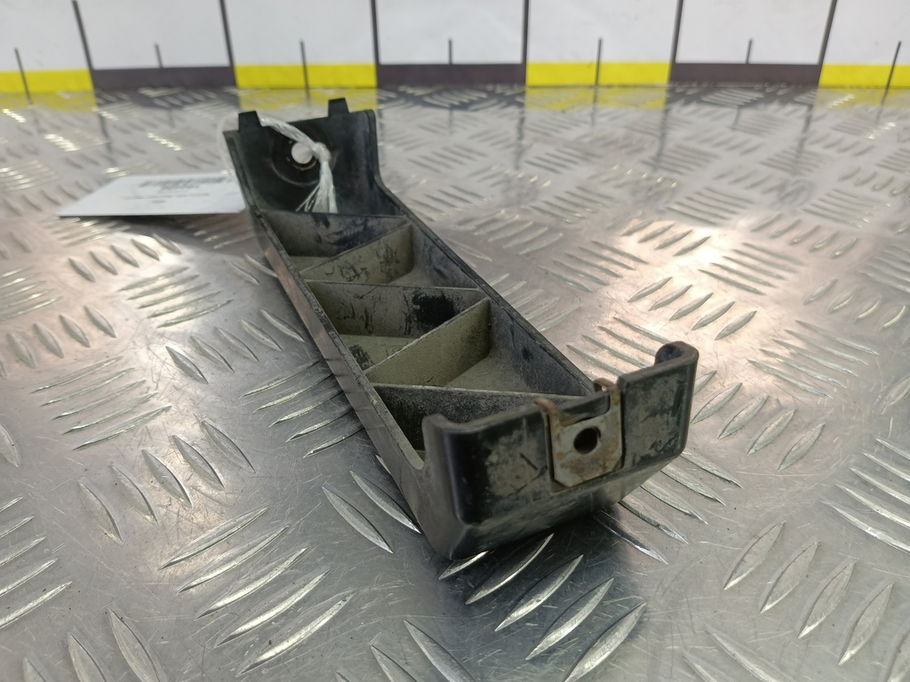 кронштейн бампера BMW   51127161506, 2700 рублей, Москва