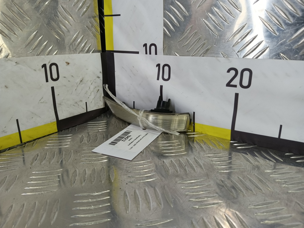 повторитель поворота FORD Focus  1538488, 1320 рублей, Москва