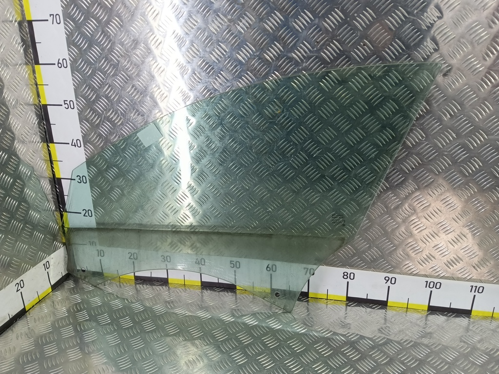 стекло двери Jaguar XF 2.7 AT (207 л.с.)XF  I (2007—2011) Седан C2Z2818, 1550 рублей, Москва