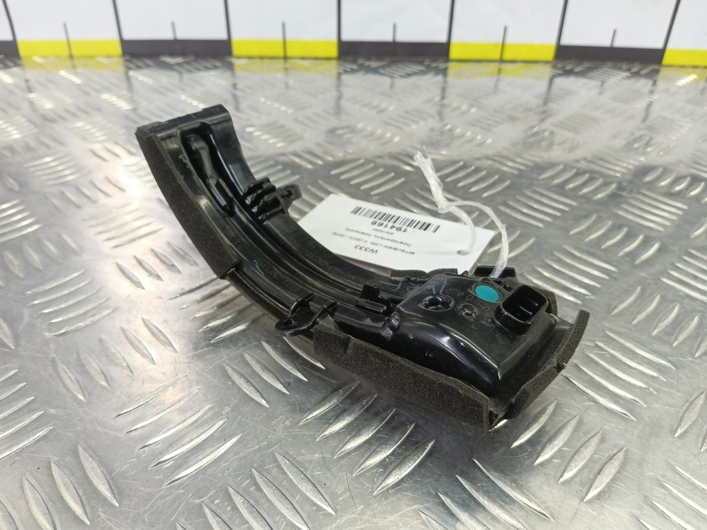 повторитель поворота MITSUBISHI L200  2.4 DID AT (154 л.с.)L200  V (2015—2019) Пикап 8351A095, 3850 рублей, Москва