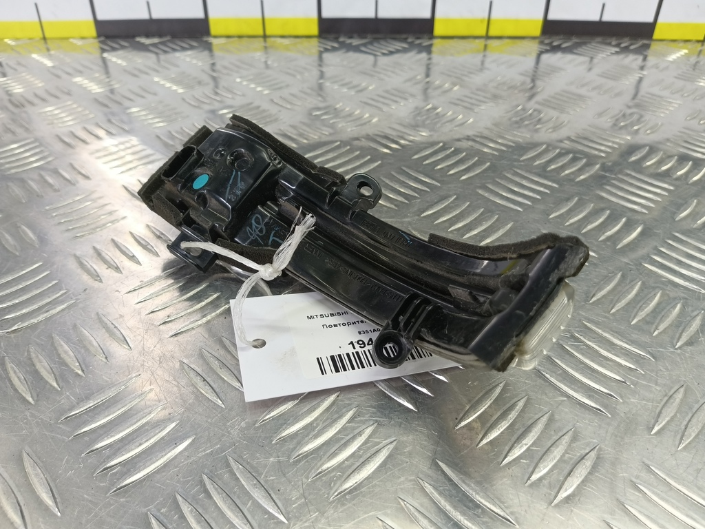повторитель поворота MITSUBISHI L200  2.4 DID AT (154 л.с.)L200  V (2015—2019) Пикап 8351A095, 3850 рублей, Москва