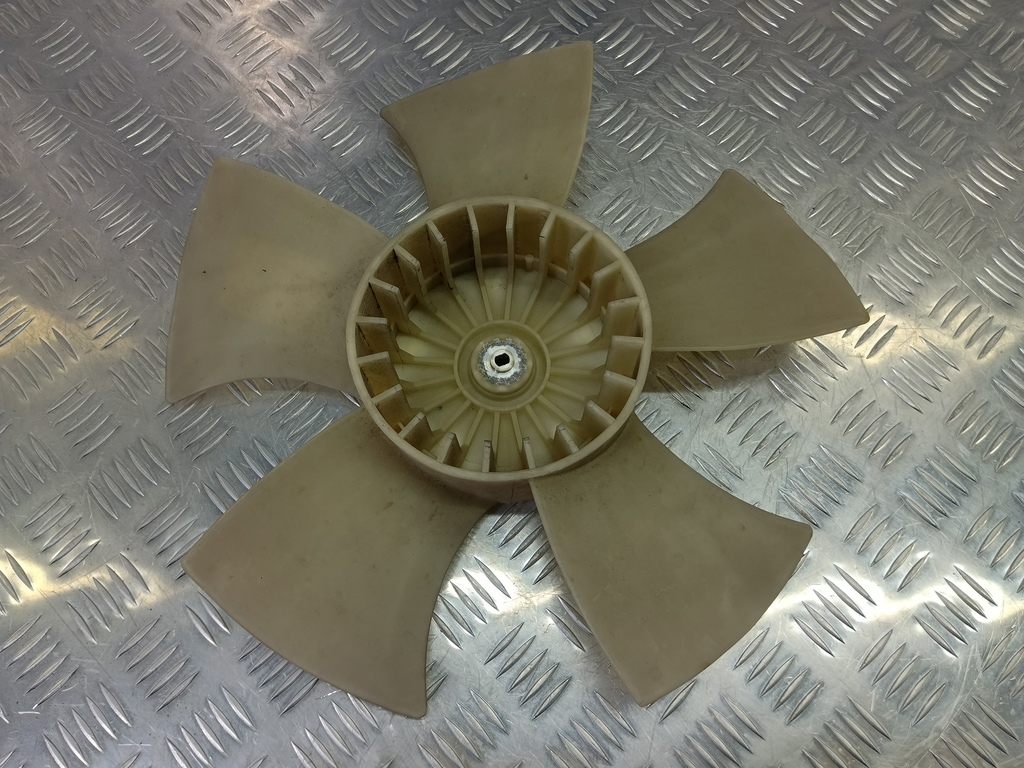 крыльчатка вентилятора MAZDA CX-7  L37G15140, 1780 рублей, Москва