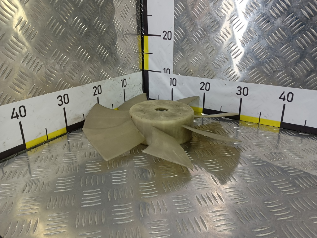 крыльчатка вентилятора MAZDA CX-7  L37H15140, 1780 рублей, Москва