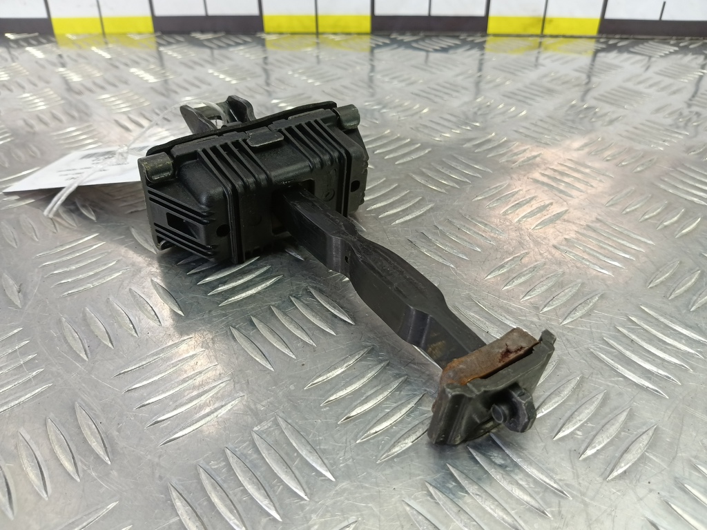 ограничитель двери Jaguar XF 2.7 AT (207 л.с.)XF  I (2007—2011) Седан C2Z2078, 630 рублей, Москва