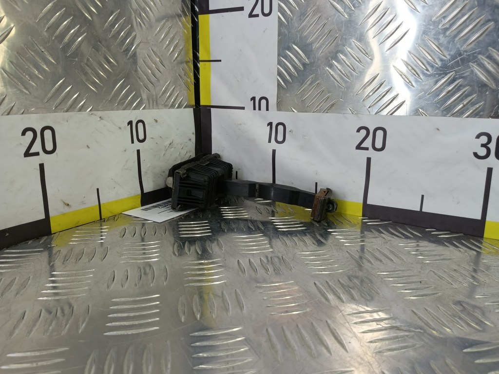 ограничитель двери Jaguar XF 2.7 AT (207 л.с.)XF  I (2007—2011) Седан C2Z2078, 630 рублей, Москва