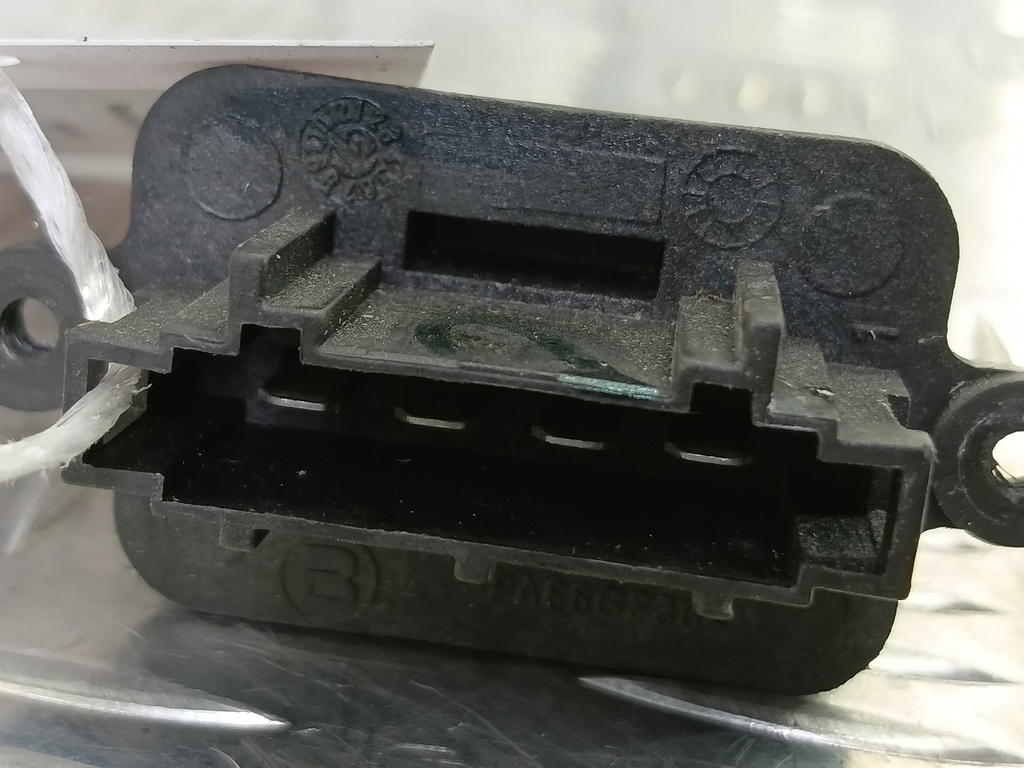 резистор отопителя (ежик) Renault Duster  6001550211, 750 рублей, Москва