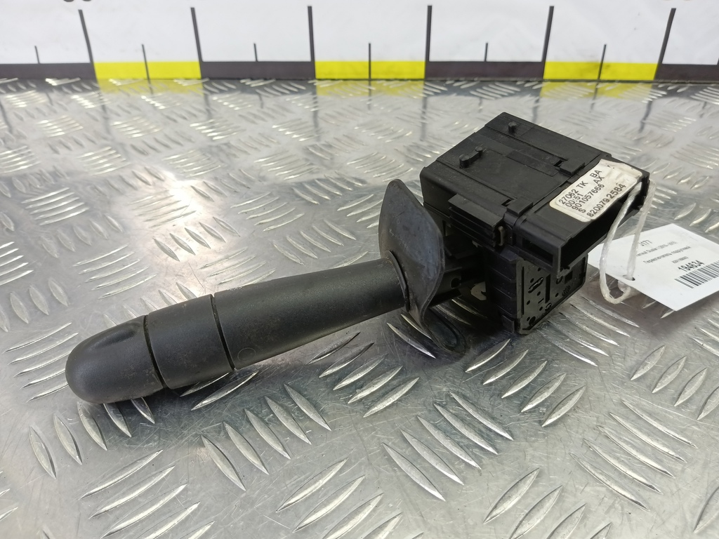 переключатель подрулевой Renault Duster  8201168003, 2820 рублей, Москва