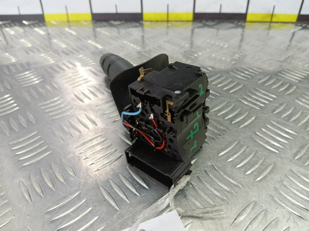 переключатель подрулевой Renault Duster  6001551360, 2360 рублей, Москва