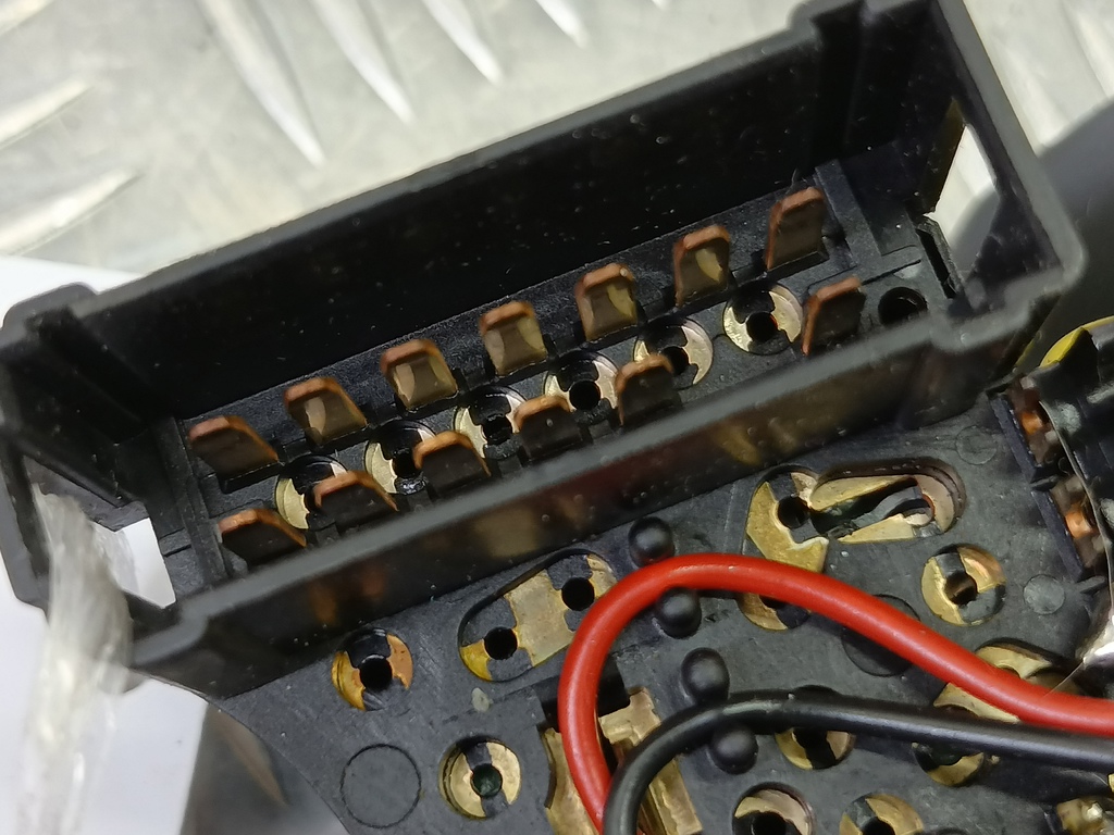 переключатель подрулевой Renault Duster  6001551360, 2360 рублей, Москва