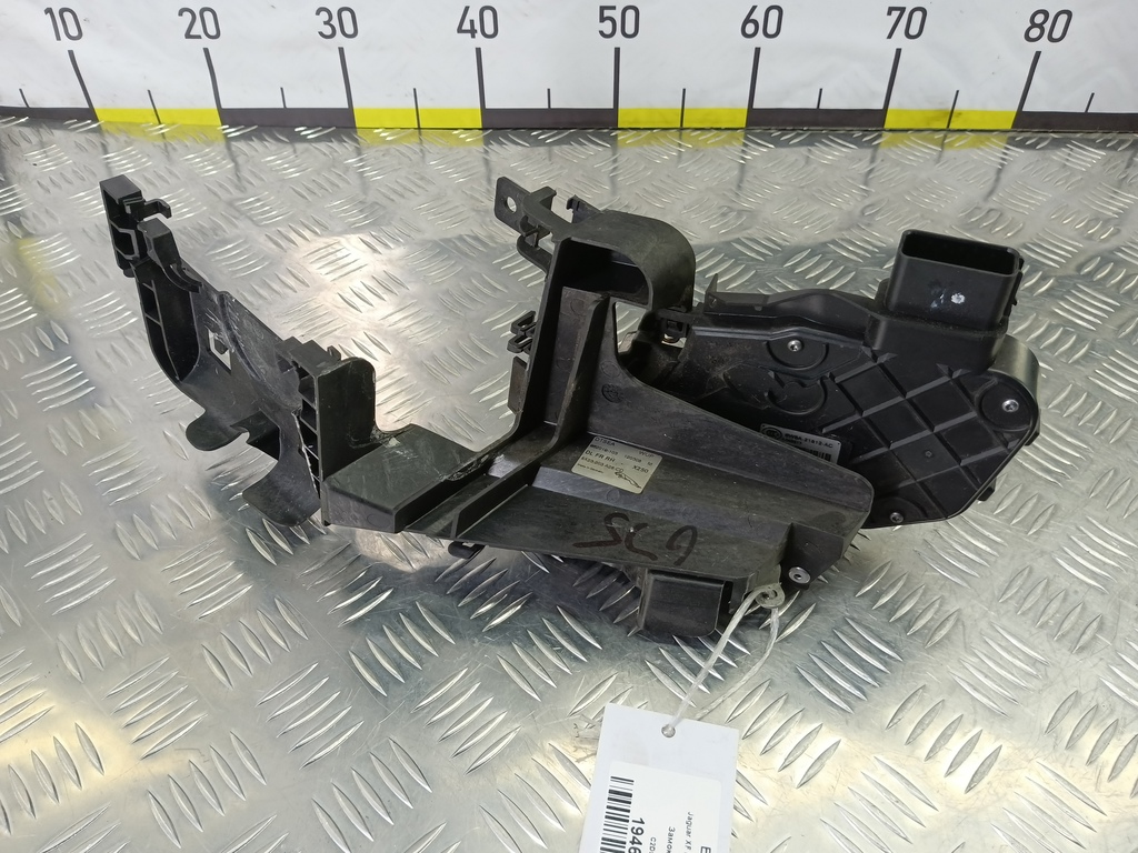 замок двери Jaguar XF 2.7 AT (207 л.с.)XF  I (2007—2011) Седан C2D5635, 3620 рублей, Москва