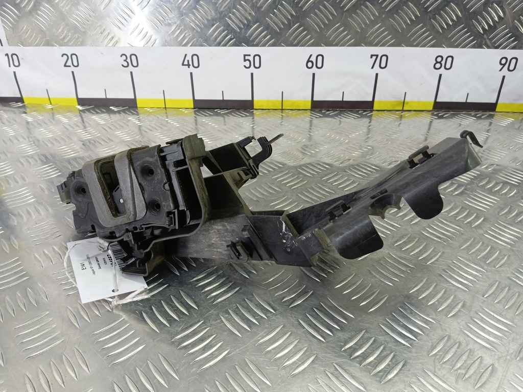 замок двери Jaguar XF 2.7 AT (207 л.с.)XF  I (2007—2011) Седан C2D5635, 3620 рублей, Москва