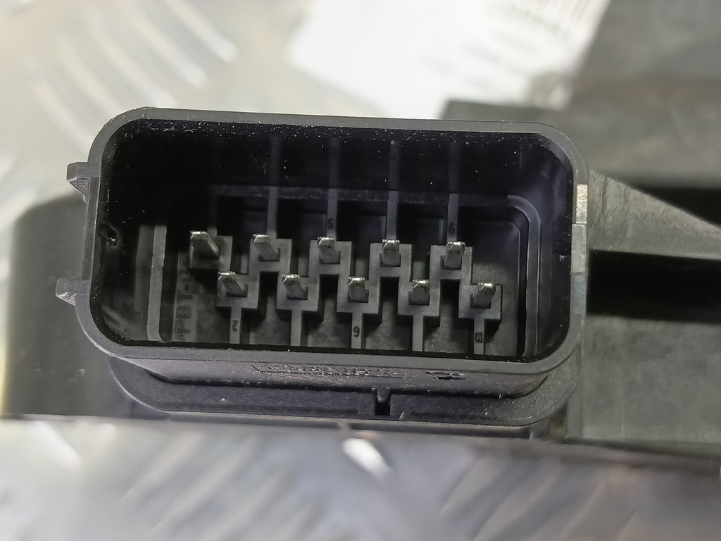 замок двери Jaguar XF 2.7 AT (207 л.с.)XF  I (2007—2011) Седан C2D5635, 3620 рублей, Москва