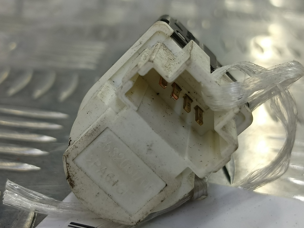 датчик включения стоп-сигнала Renault Duster  253205115R, 1210 рублей, Москва