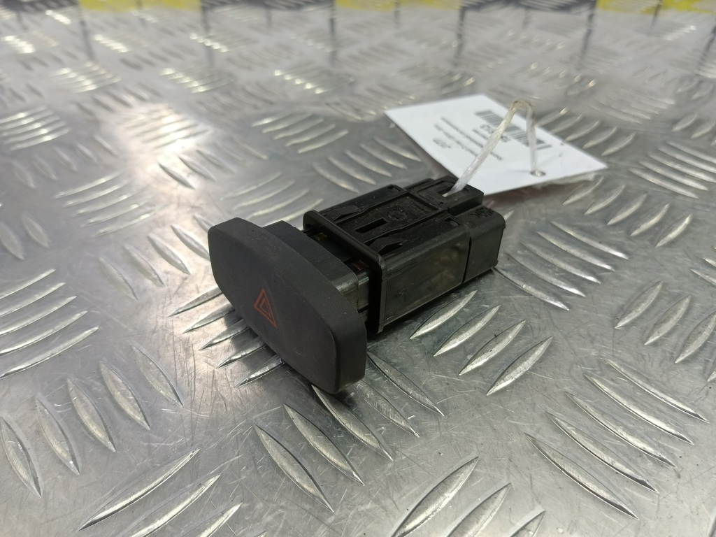кнопка аварийной сигнализации Renault Duster  252903199R, 3279 рублей, Москва
