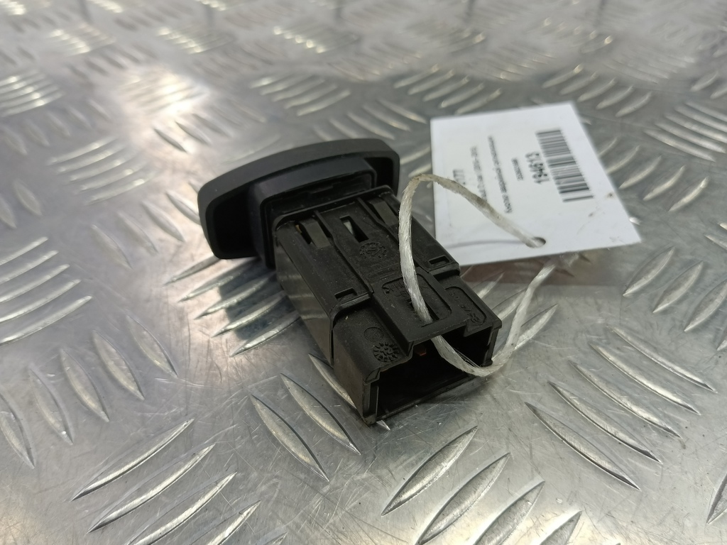 кнопка аварийной сигнализации Renault Duster  252903199R, 3279 рублей, Москва