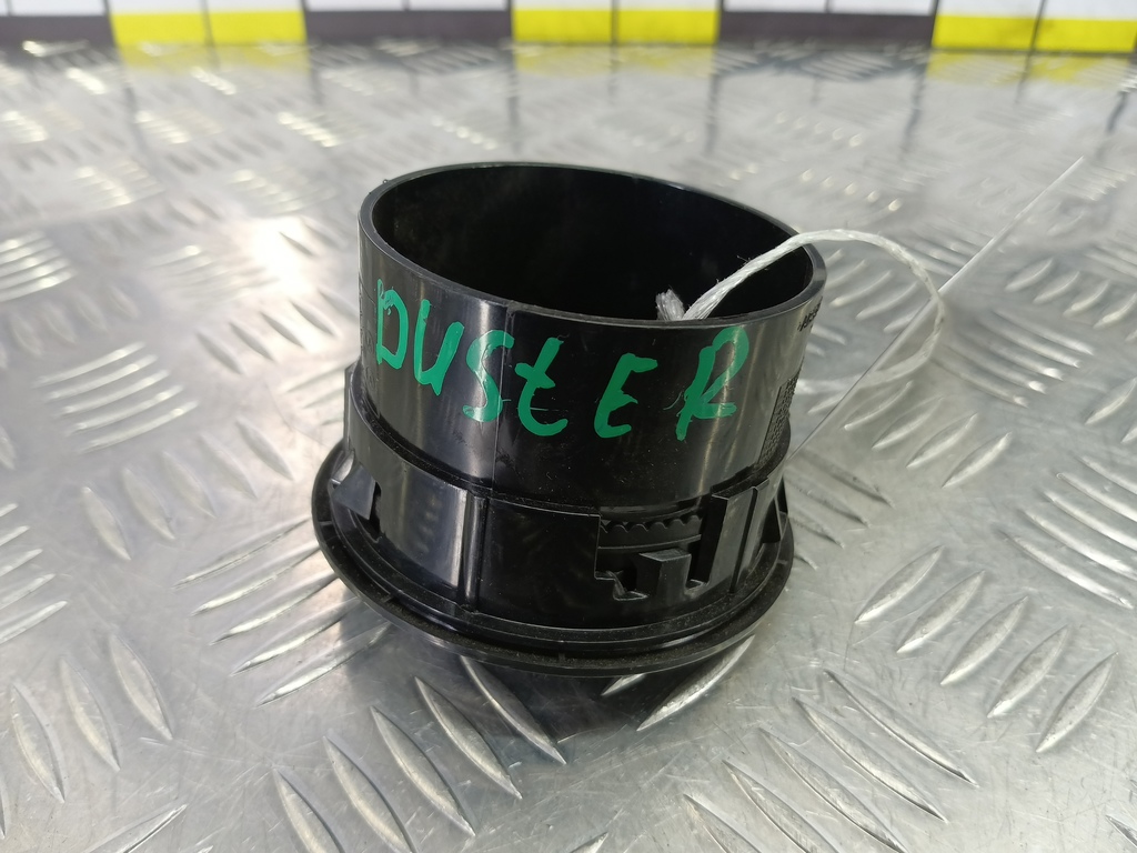 решетка воздуховода Renault Duster  687609254R, 980 рублей, Москва