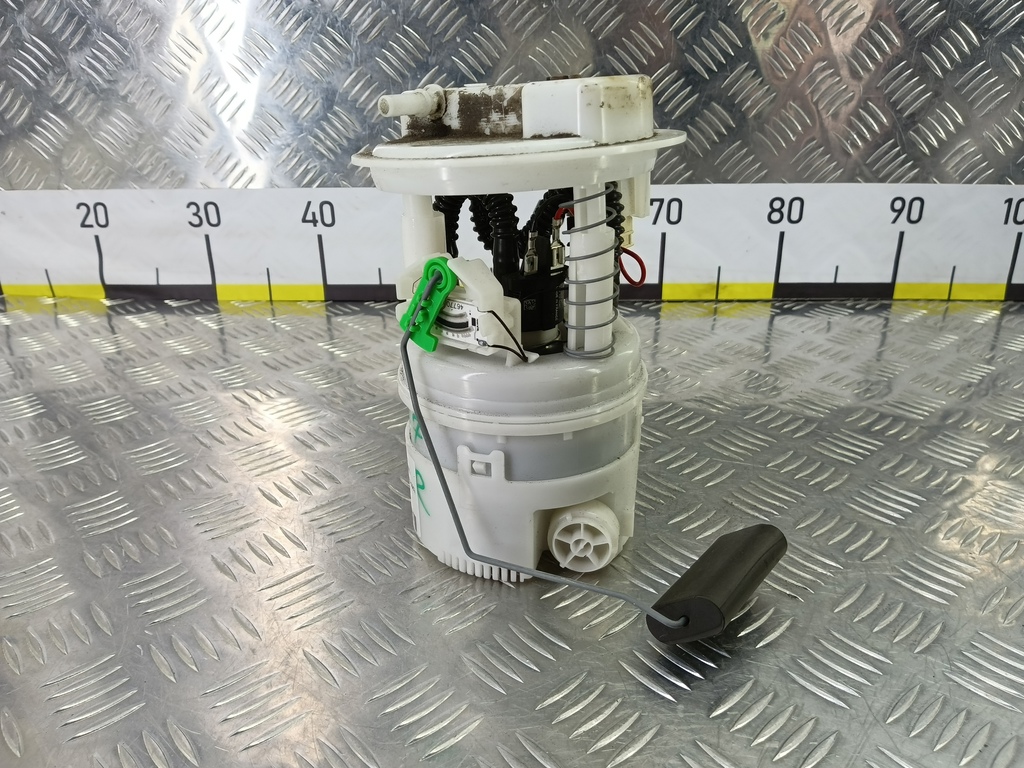 насос топливный (бензонасос) Renault Duster  172022047R, 2240 рублей, Москва