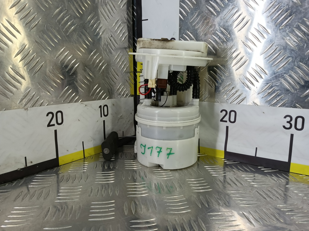 насос топливный (бензонасос) Renault Duster  172022047R, 2240 рублей, Москва