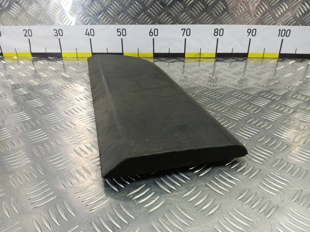 накладка двери Renault Master  808200149R, 1780 рублей, Москва