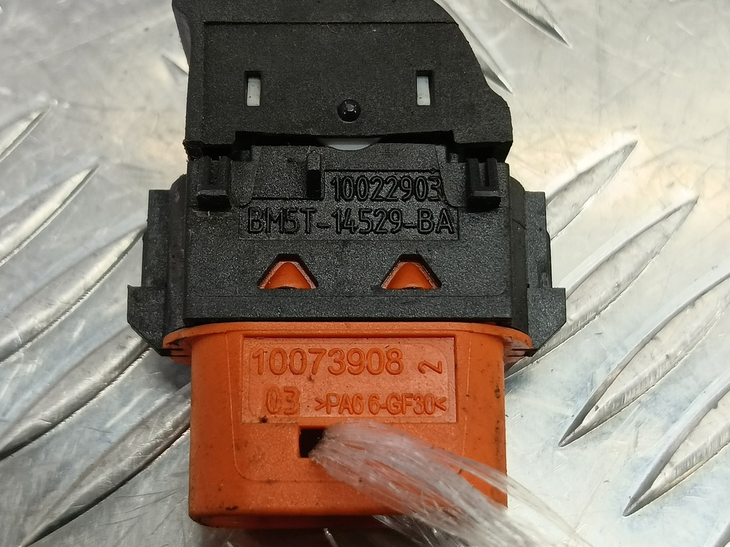 кнопка стеклоподъемника FORD Transit  1746832, 980 рублей, Москва