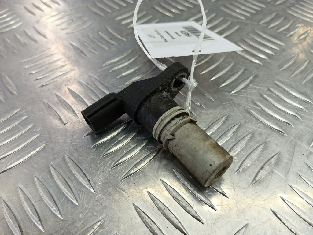 датчик положения коленвала Renault Duster  8200746592, 2360 рублей, Москва
