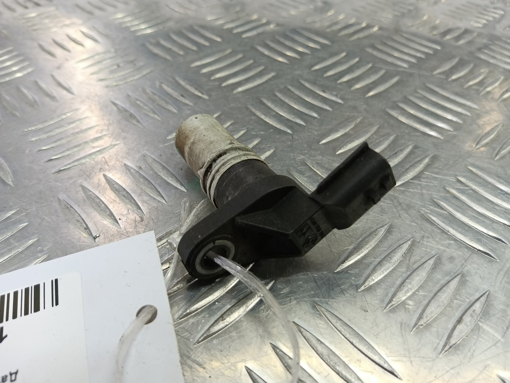 датчик положения коленвала Renault Duster  8200746592, 2360 рублей, Москва